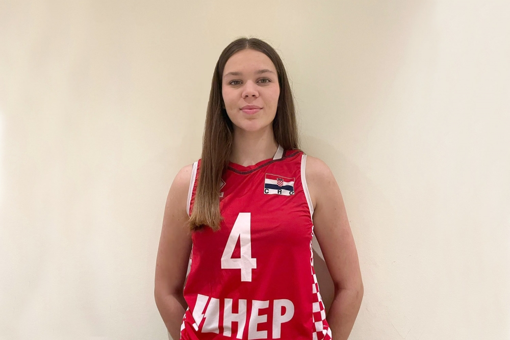 Katarina Batina na popisu ženske kadetske odbojka&scaron;ke reprezentacije Hrvatske za drugi krug kvalifikacija