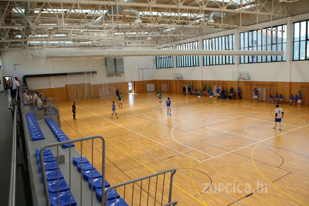 Poziv za prijavu potreba za kori&scaron;tenje &scaron;kolske sportske dvorane na Mljekari